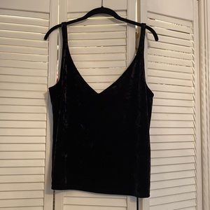 10/$50 🖤Velvet Tank Top🖤